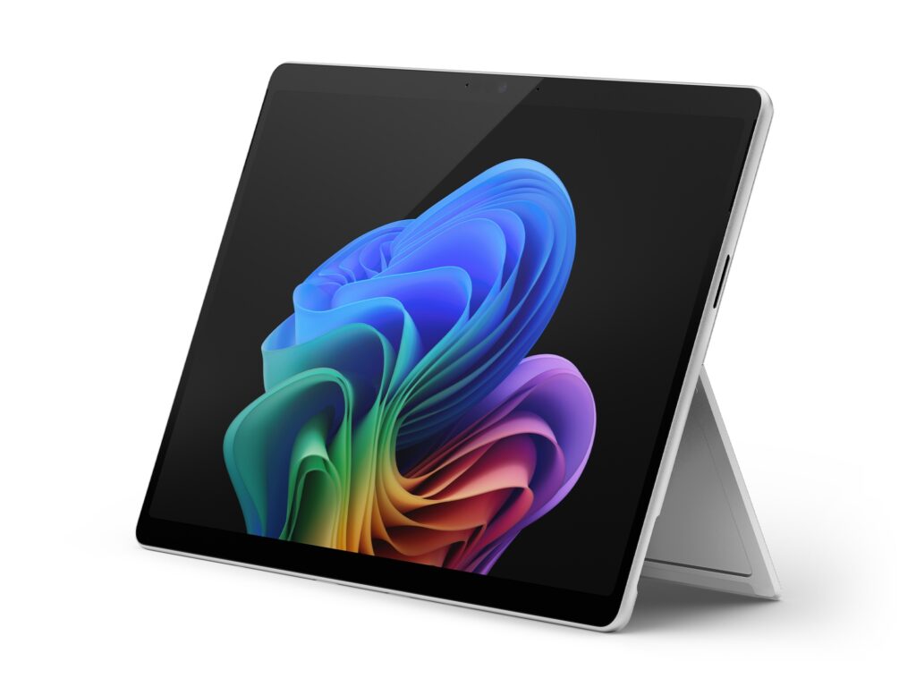 Microsoft rinnova i Surface per le aziende con le piattaforme Intel Core Ultra 2 5