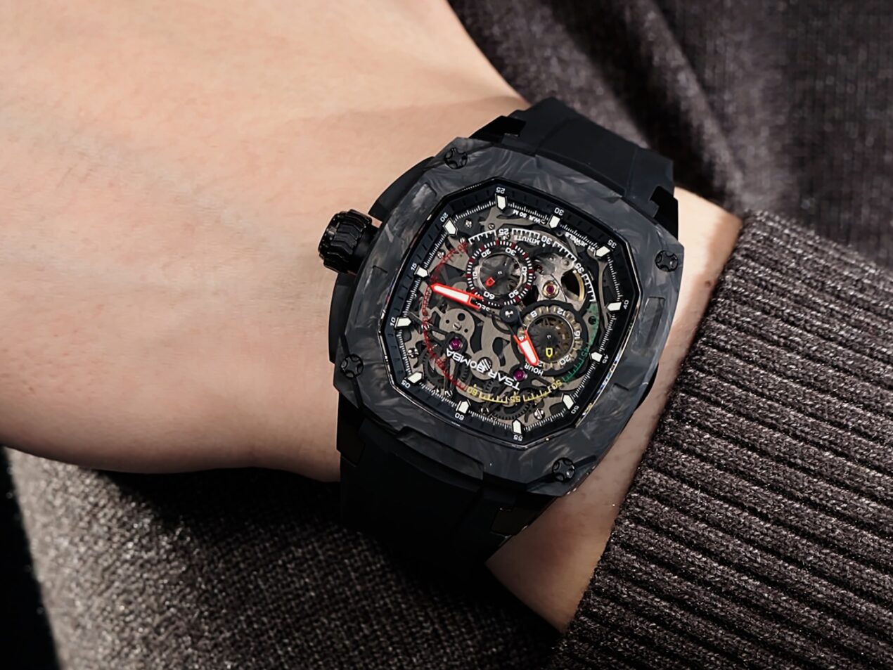Stile unico ma personalizzabile: ecco Tsar Bomba Dark Matter 1, l'orologio automatico dei sogni 6