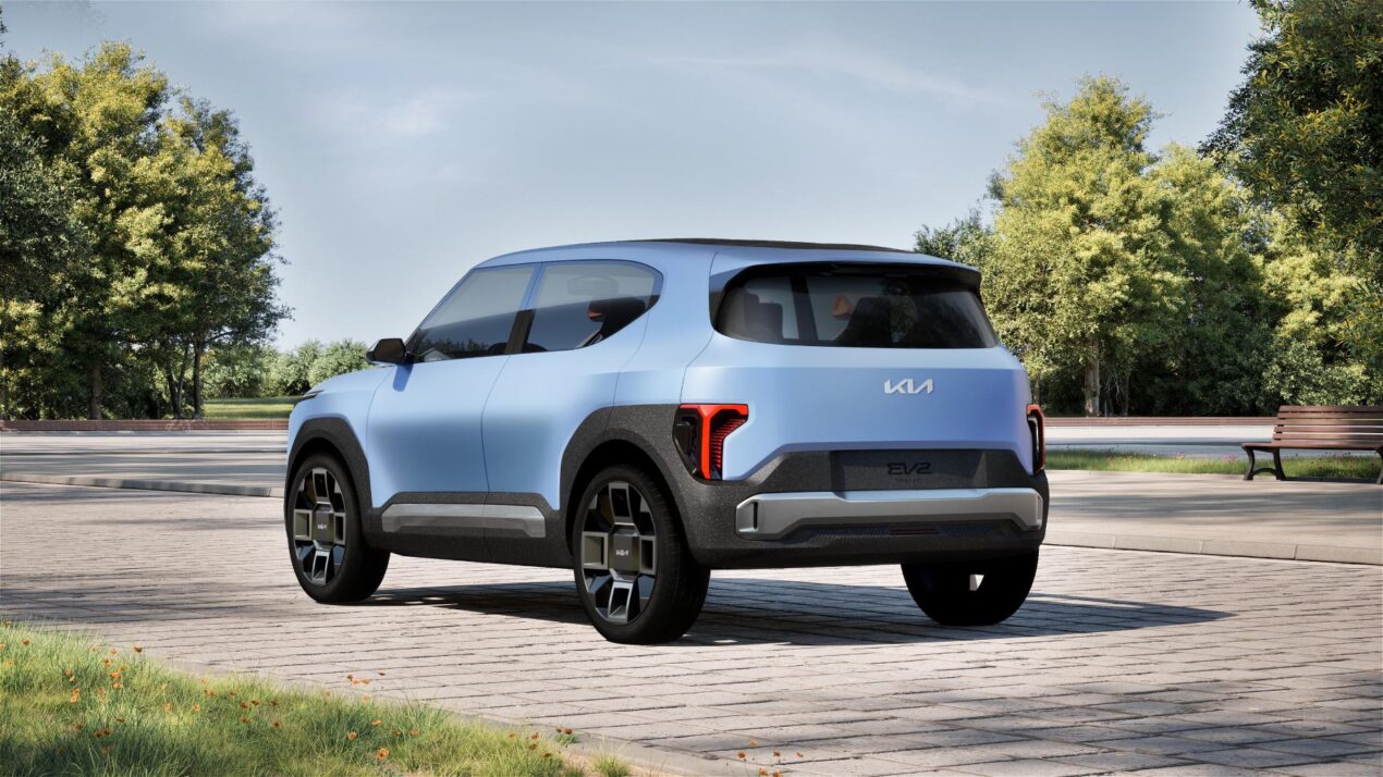 Una berlina, un SUV, un'utilitaria e un furgone tuttofare nel futuro (elettrico) di Kia 6