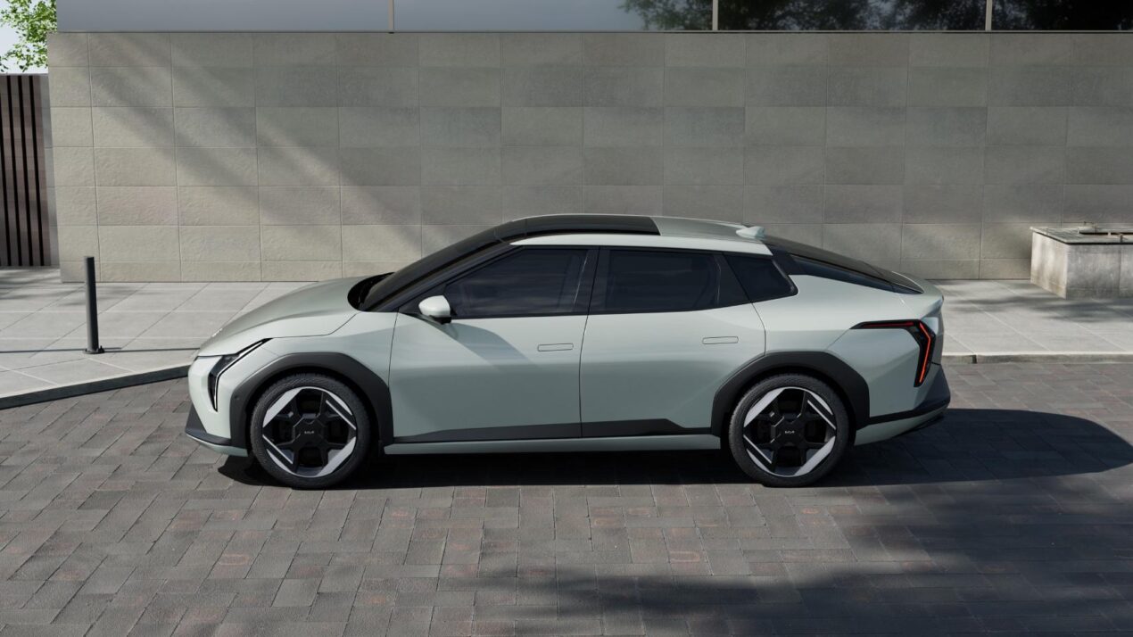 Una berlina, un SUV, un'utilitaria e un furgone tuttofare nel futuro (elettrico) di Kia 2