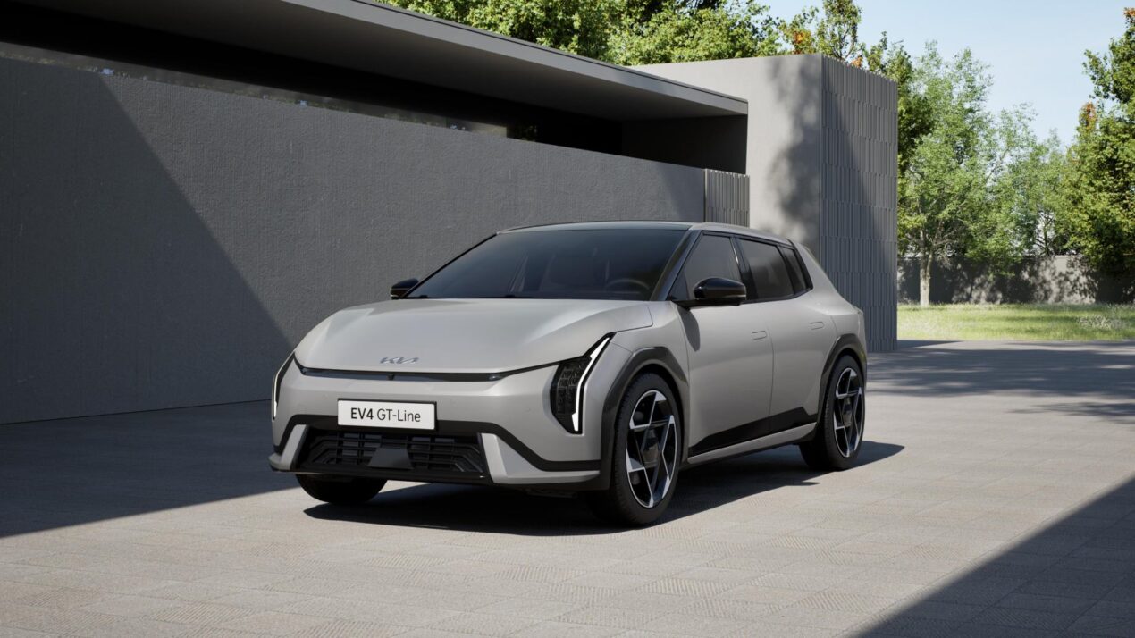 Una berlina, un SUV, un'utilitaria e un furgone tuttofare nel futuro (elettrico) di Kia 3