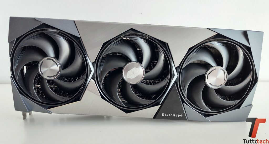 MSI GeForce RTX 5090 SUPRIM SOC 19