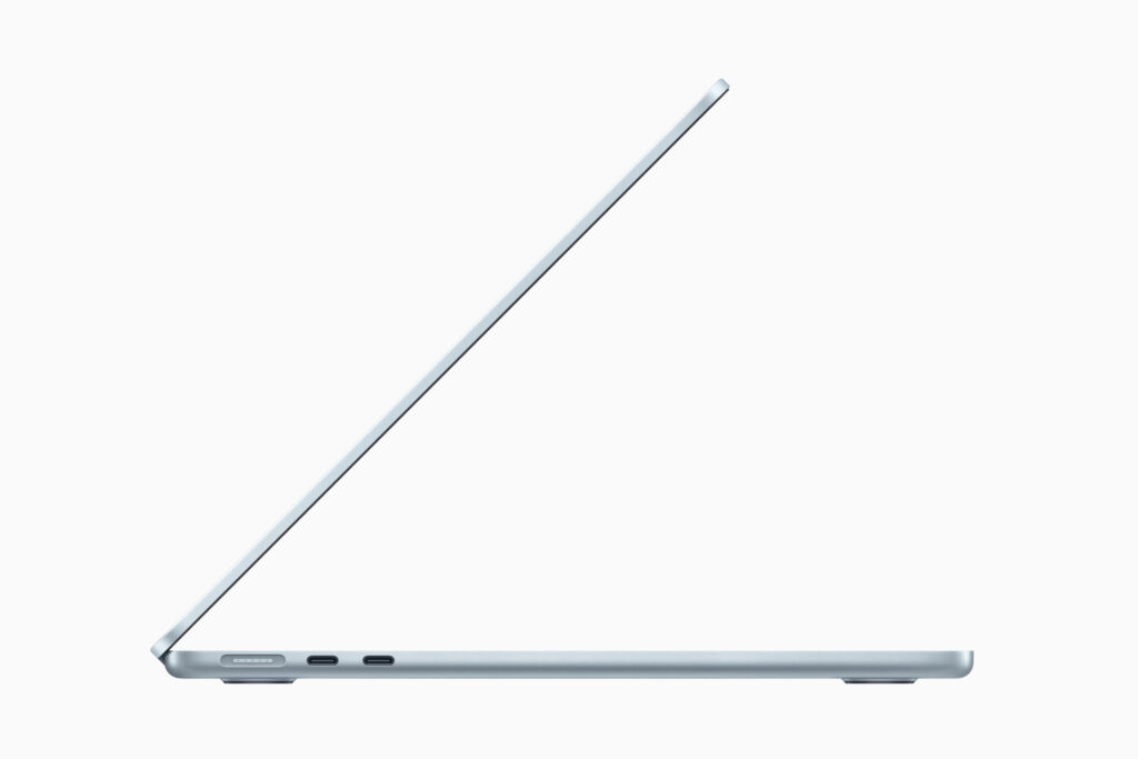 Apple MacBook Air M4 colorazione celeste
