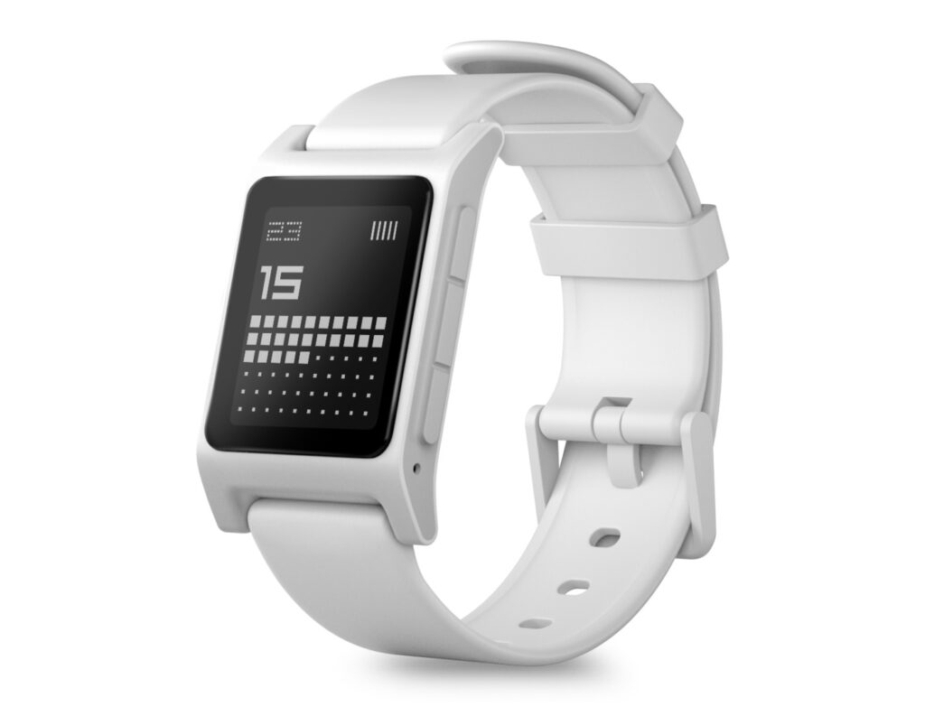Dalle ceneri di Pebble nasce Core Devices che lancia i primi due smartwatch PebbleOS 4