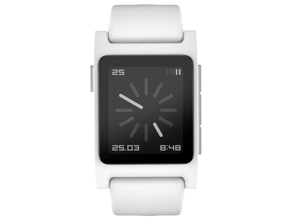 Dalle ceneri di Pebble nasce Core Devices che lancia i primi due smartwatch PebbleOS 7