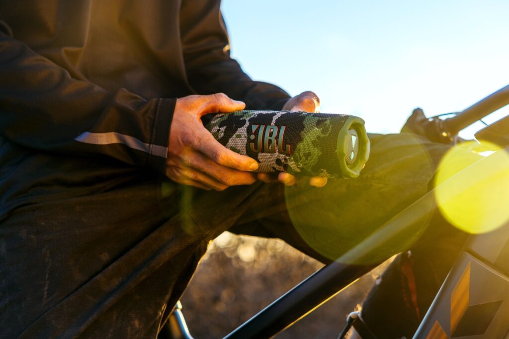 JBL ha annunciato i nuovi speaker Bluetooth portatili Flip 7 e Charge 6 5