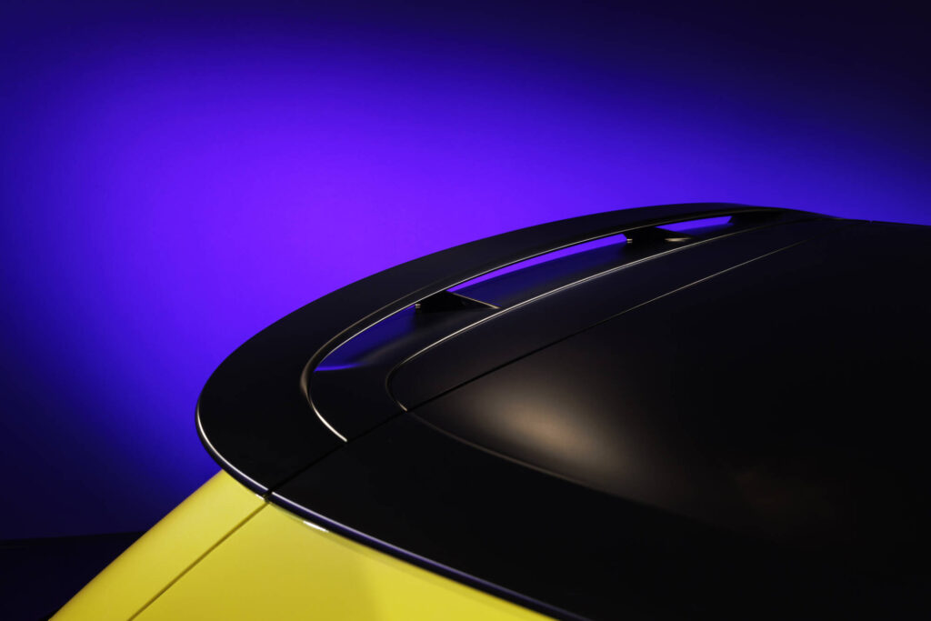 Scocca in fibra di carbonio e due motori da 540 cavalli: ecco Renault 5 Turbo 3E 5