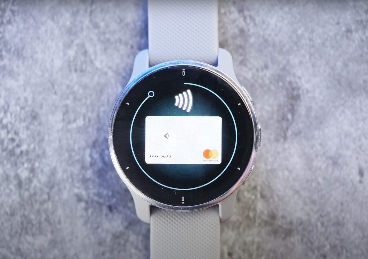Come usare Garmin Pay, la funzione per pagare con lo smartwatch