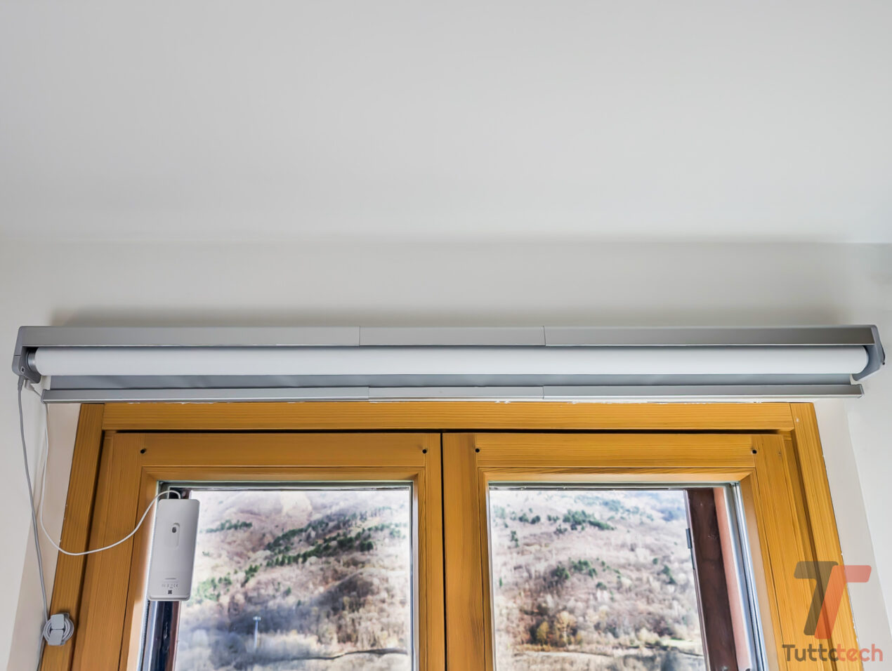 Recensione Switchbot Roller Shade: una tenda smart regolabile e facile da montare