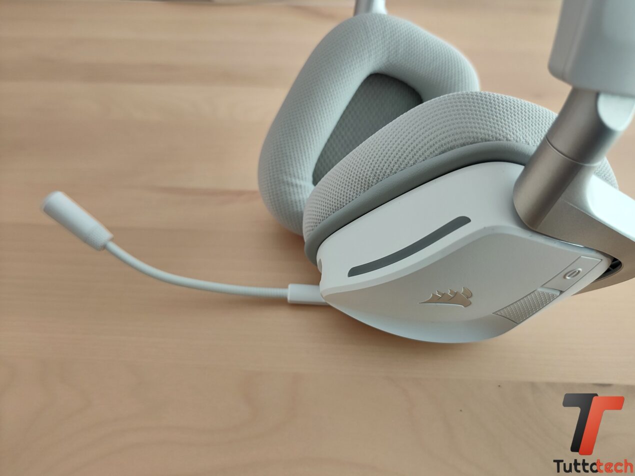 Corsair VOID v2 al miglior prezzo: wireless e con 70 ore di autonomia sotto i 90€