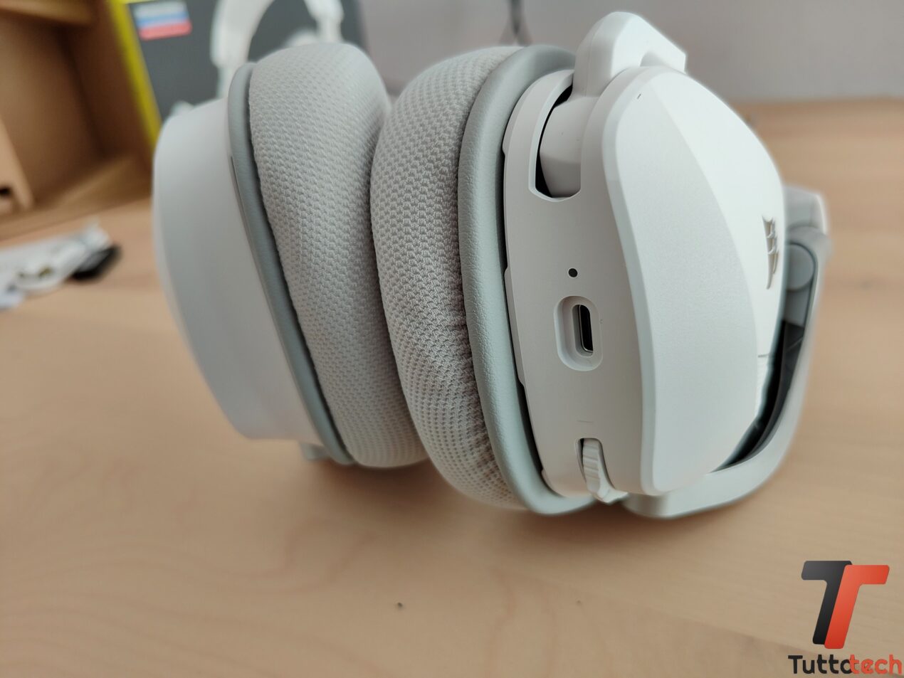 Corsair VOID WIRELESS v2: il surround Dolby Atmos arriva su Amazon a meno di 90€