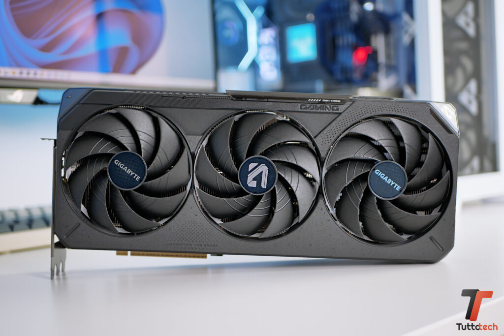 gigabyte rtx 5090 gaming oc ttt recensione