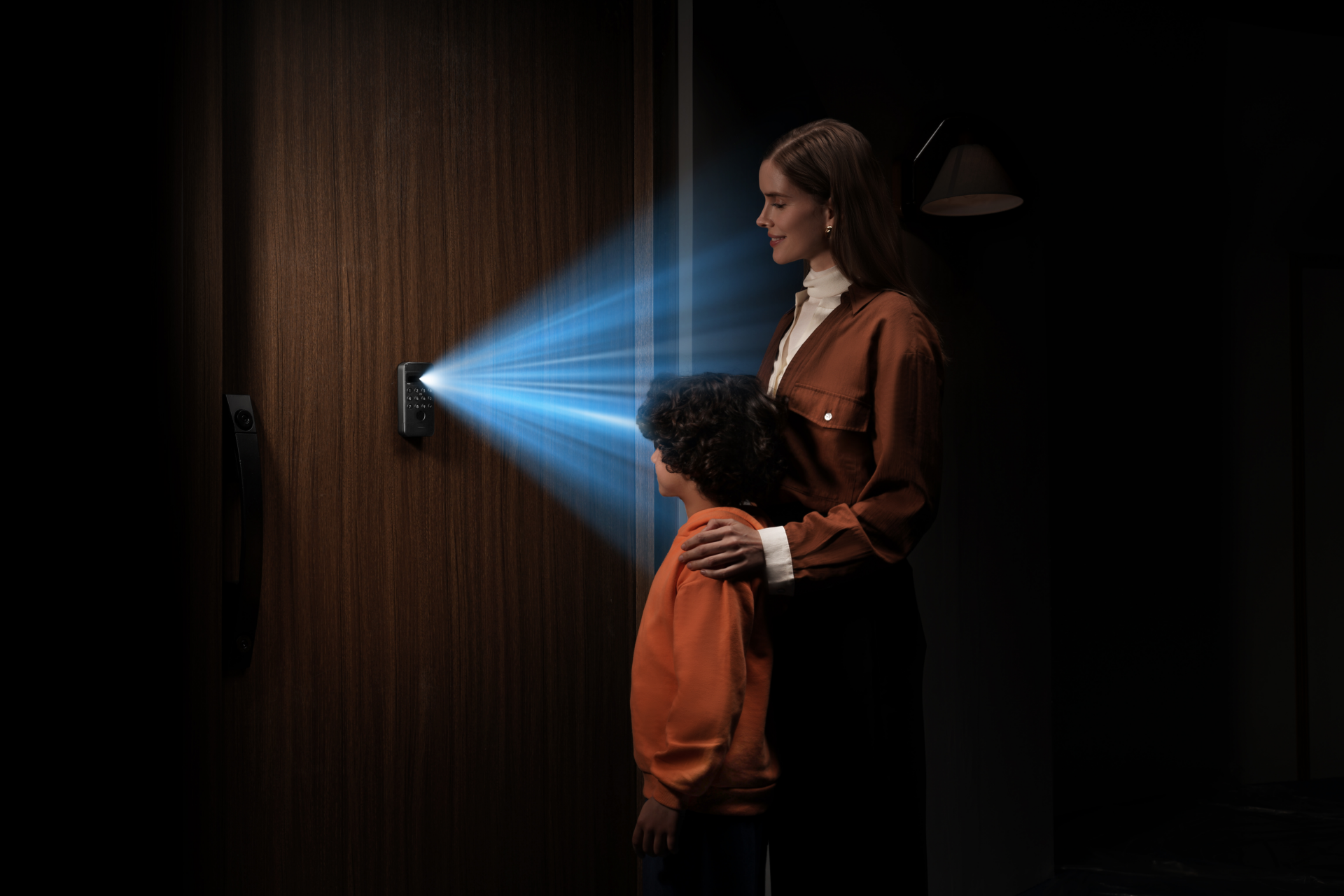 SwitchBot annuncia Lock Ultra Vision Combo, la serratura con riconoscimento del volto 10