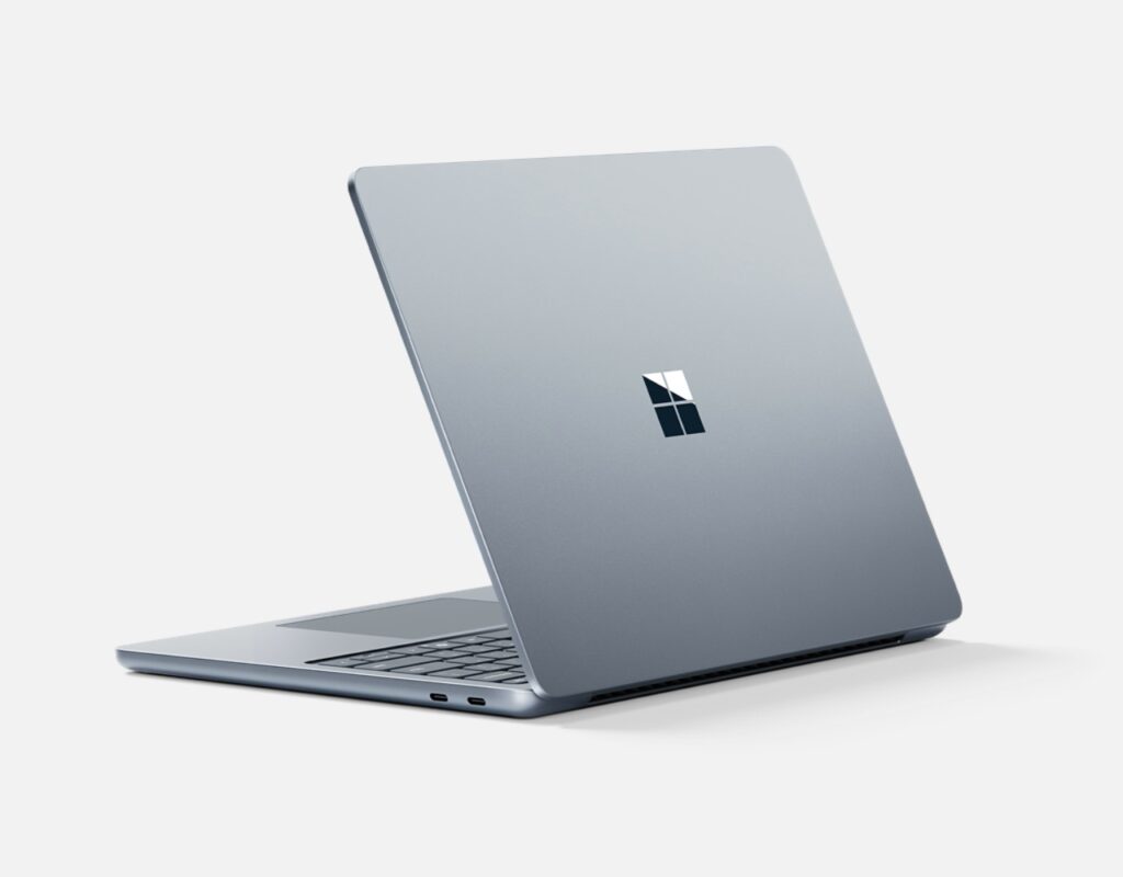 Microsoft ha annunciato i nuovi Surface Pro e Laptop, compatti, colorati e "pop" 19