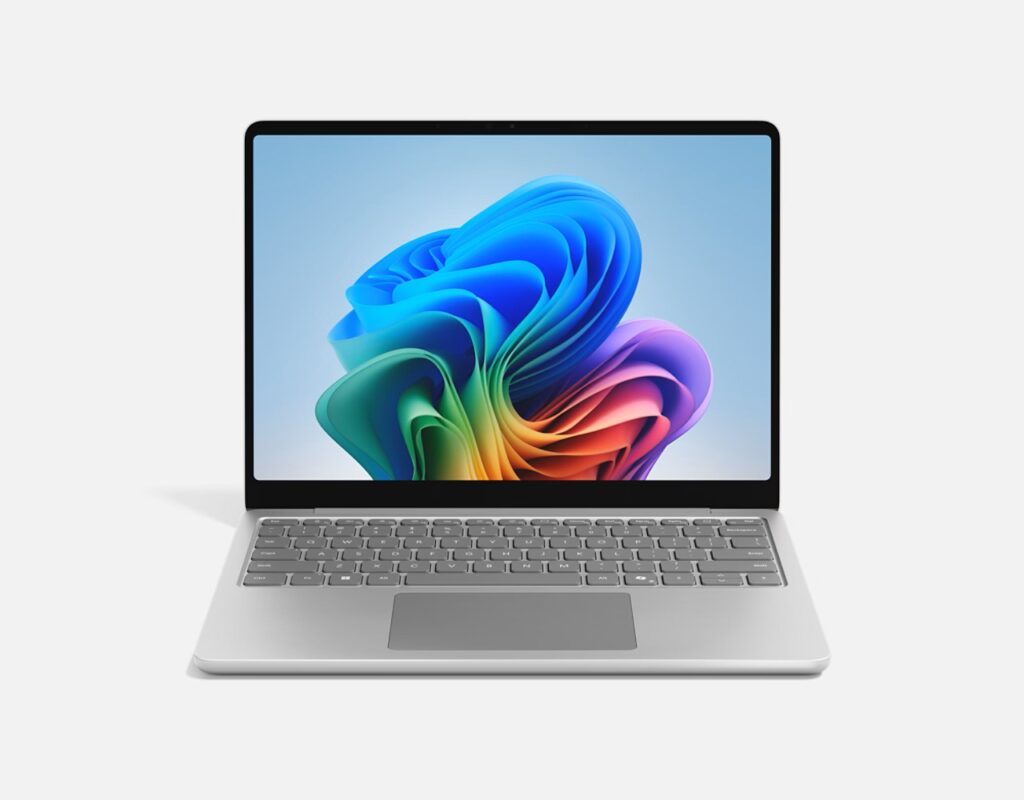 Microsoft ha annunciato i nuovi Surface Pro e Laptop, compatti, colorati e "pop" 20