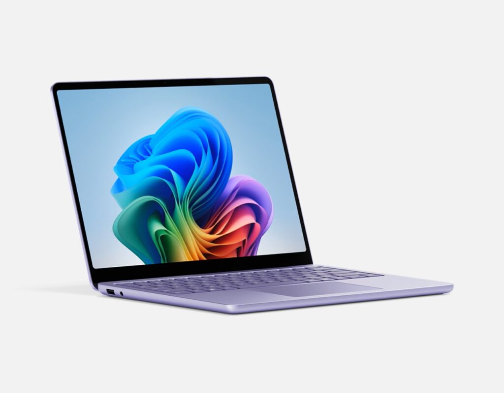 Microsoft ha annunciato i nuovi Surface Pro e Laptop, compatti, colorati e "pop" 25