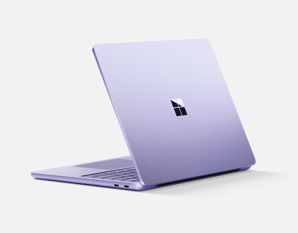 Microsoft ha annunciato i nuovi Surface Pro e Laptop, compatti, colorati e "pop" 27