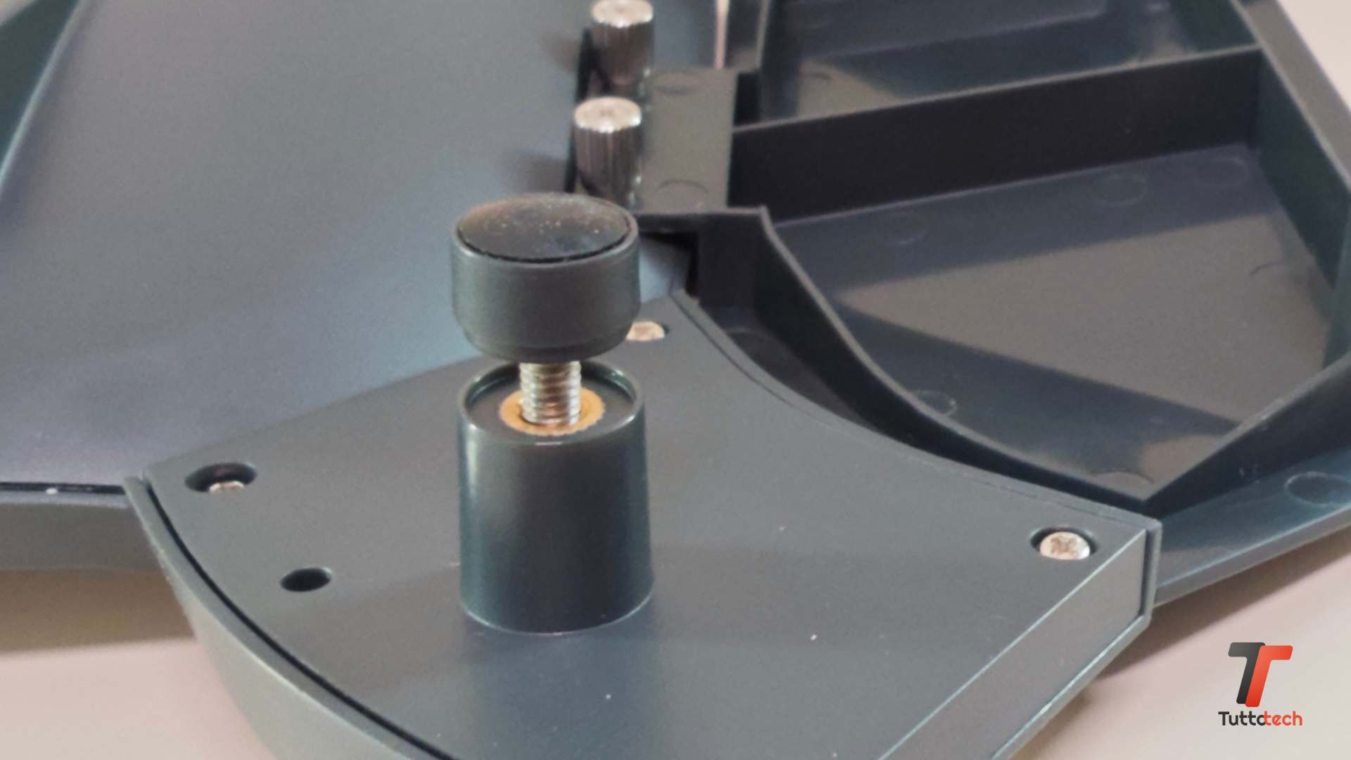 Recensione MoErgo Glove80, bella, ergonomica ma non fa per tutti 13