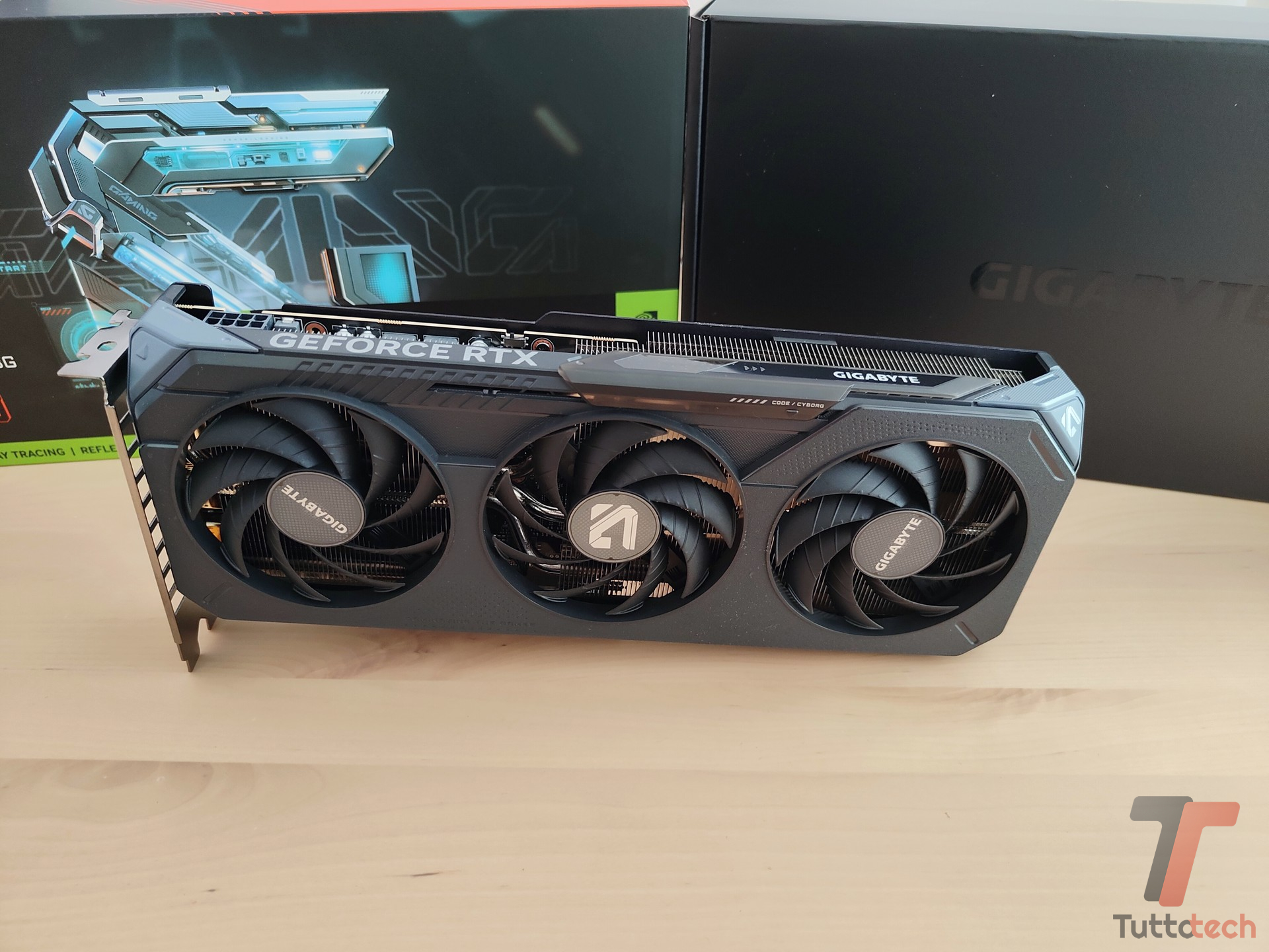 NVIDIA GeForce RTX 5060-tt-1