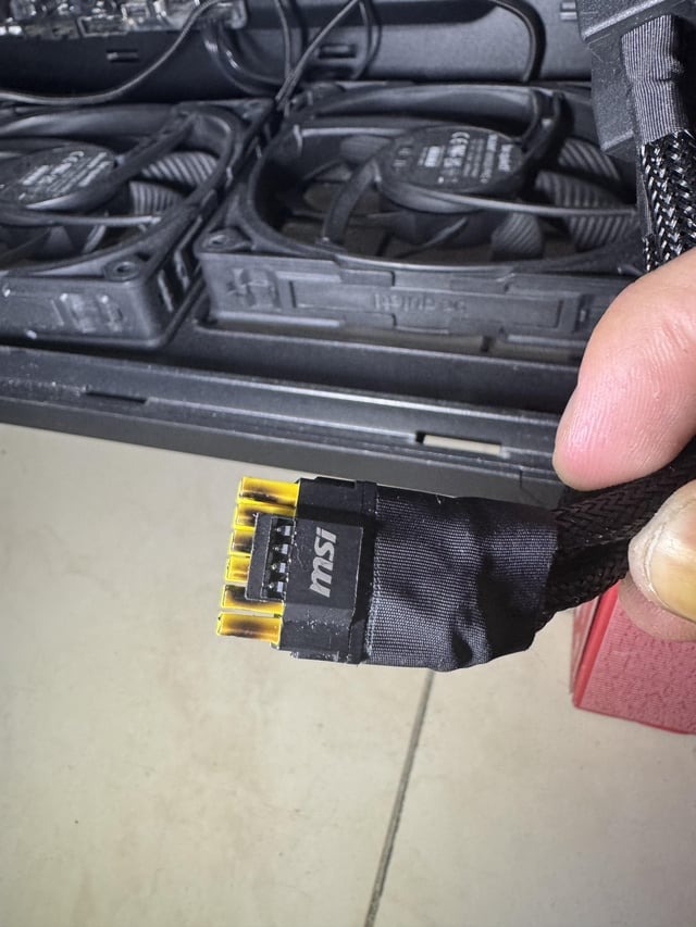 Continuano i problemi di surriscaldamento con le RTX 5090, anche con i connettori MSI 4