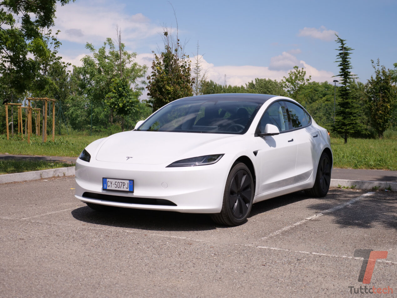 Cina, in arrivo una regola sui 5 secondi per limitare l’accelerazione delle auto elettriche