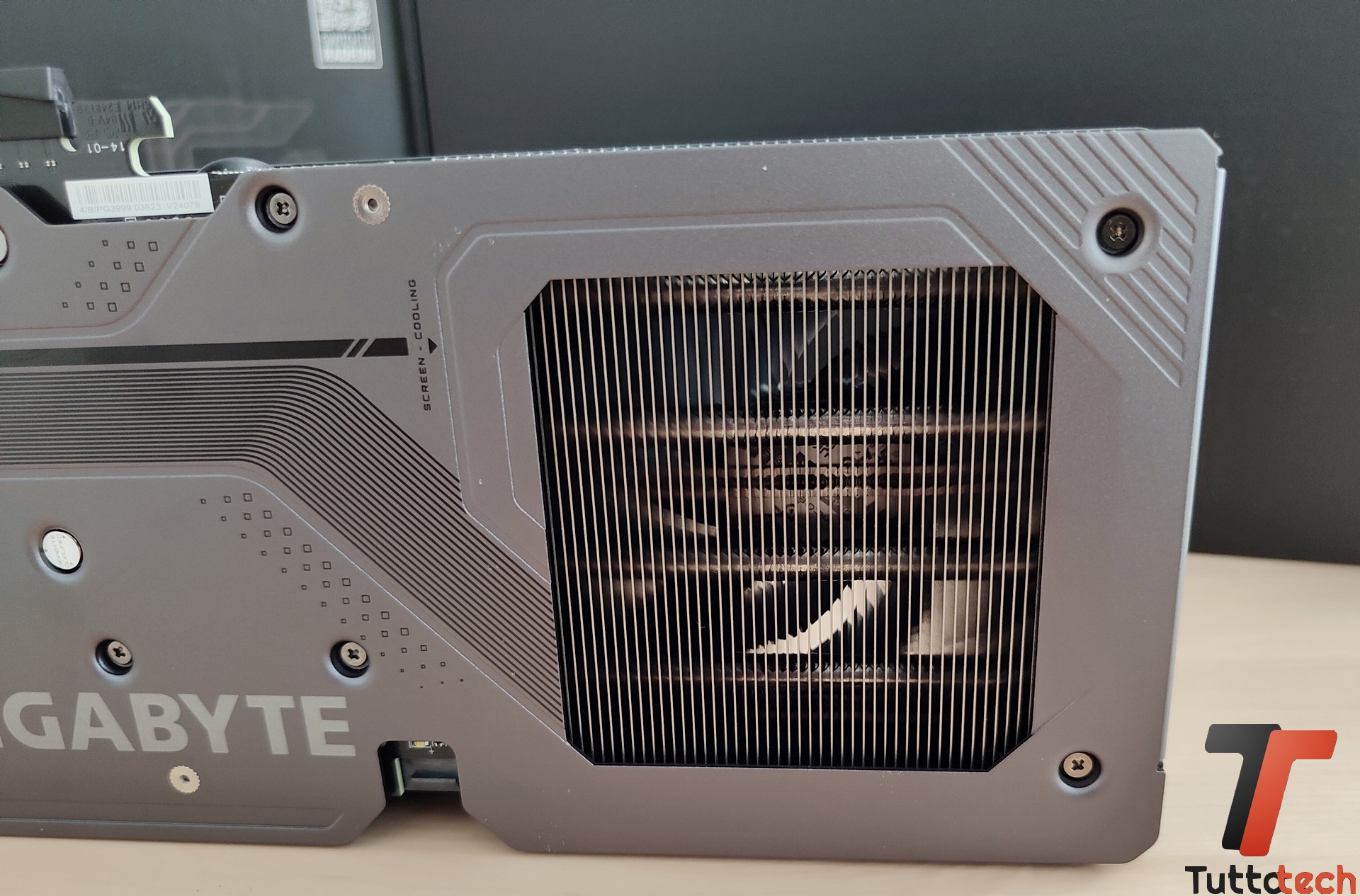 Gigabyte Radeon RX 9600 XT Gaming OC 16 GB 12