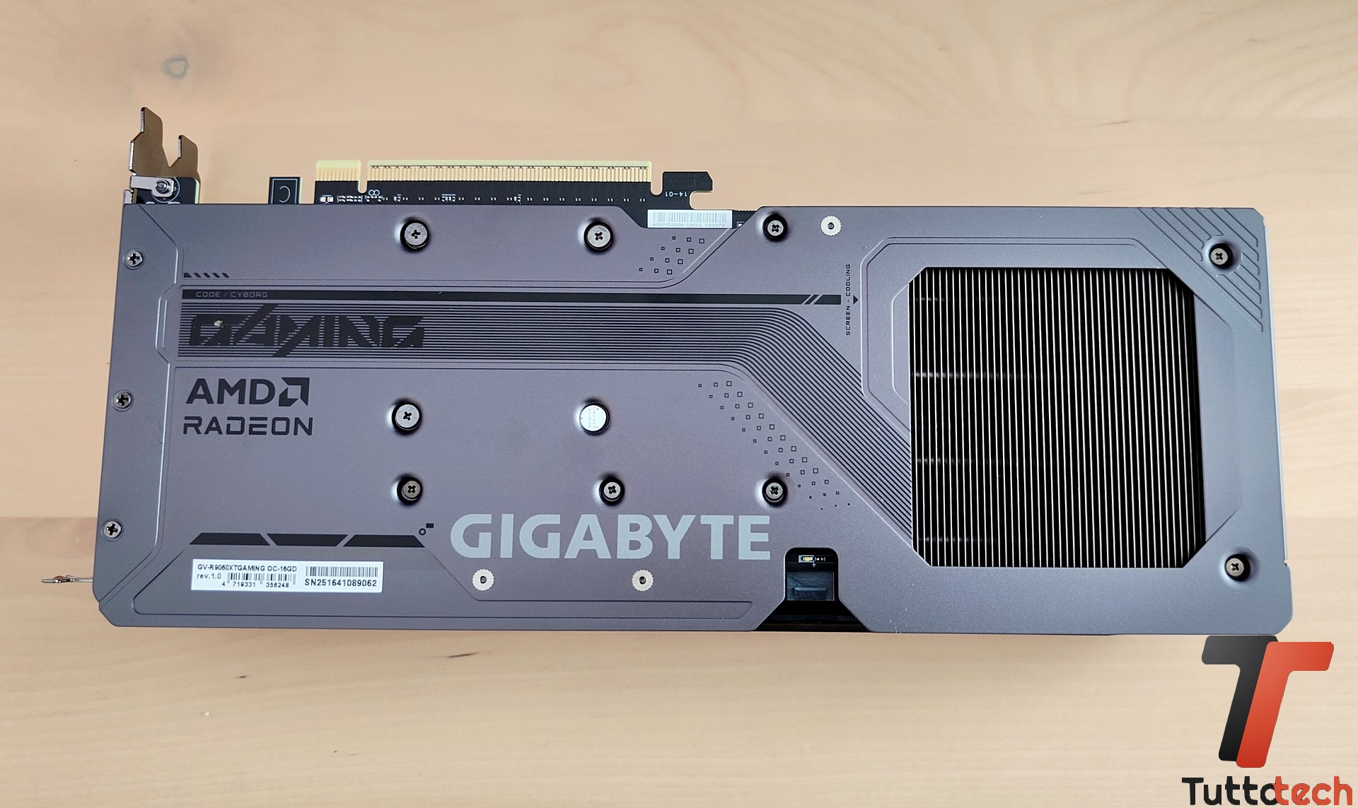 Gigabyte Radeon RX 9600 XT Gaming OC 16 GB 13