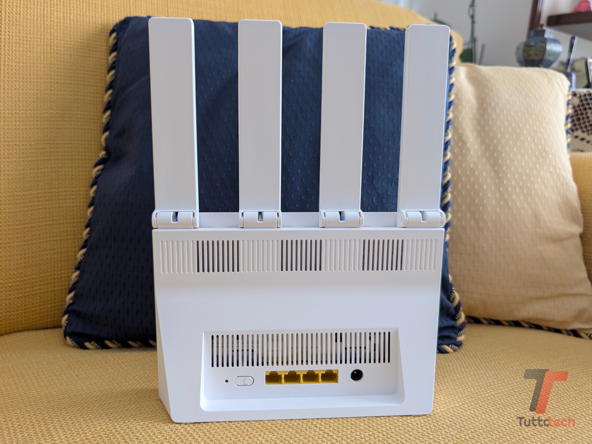 Recensione HUAWEI WiFi BE3: il Wi-Fi 7 diventa accessibile ma per utenti consapevoli 10