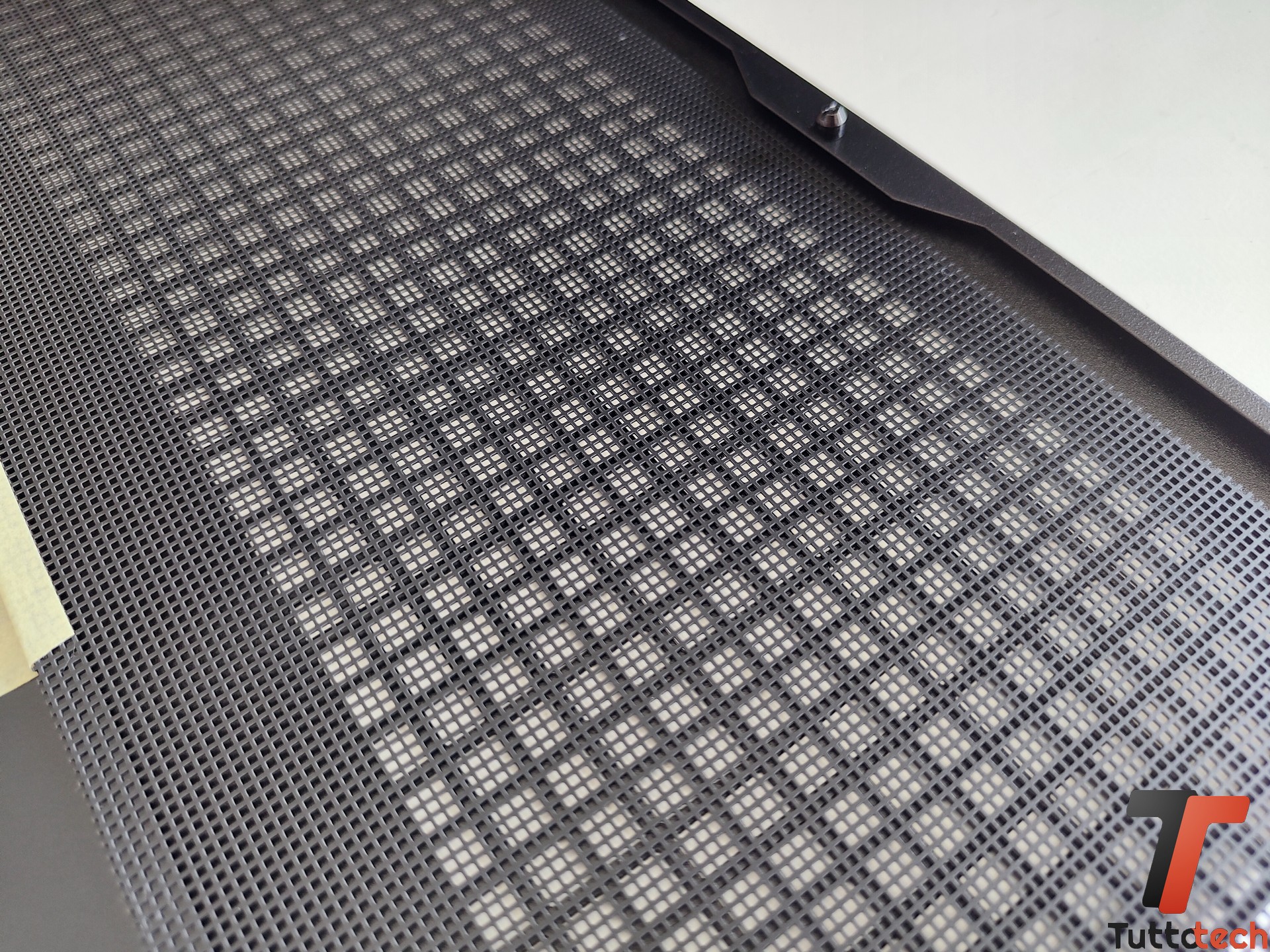 MSI MPG VELOX 300R AIRFLOW PZ 9