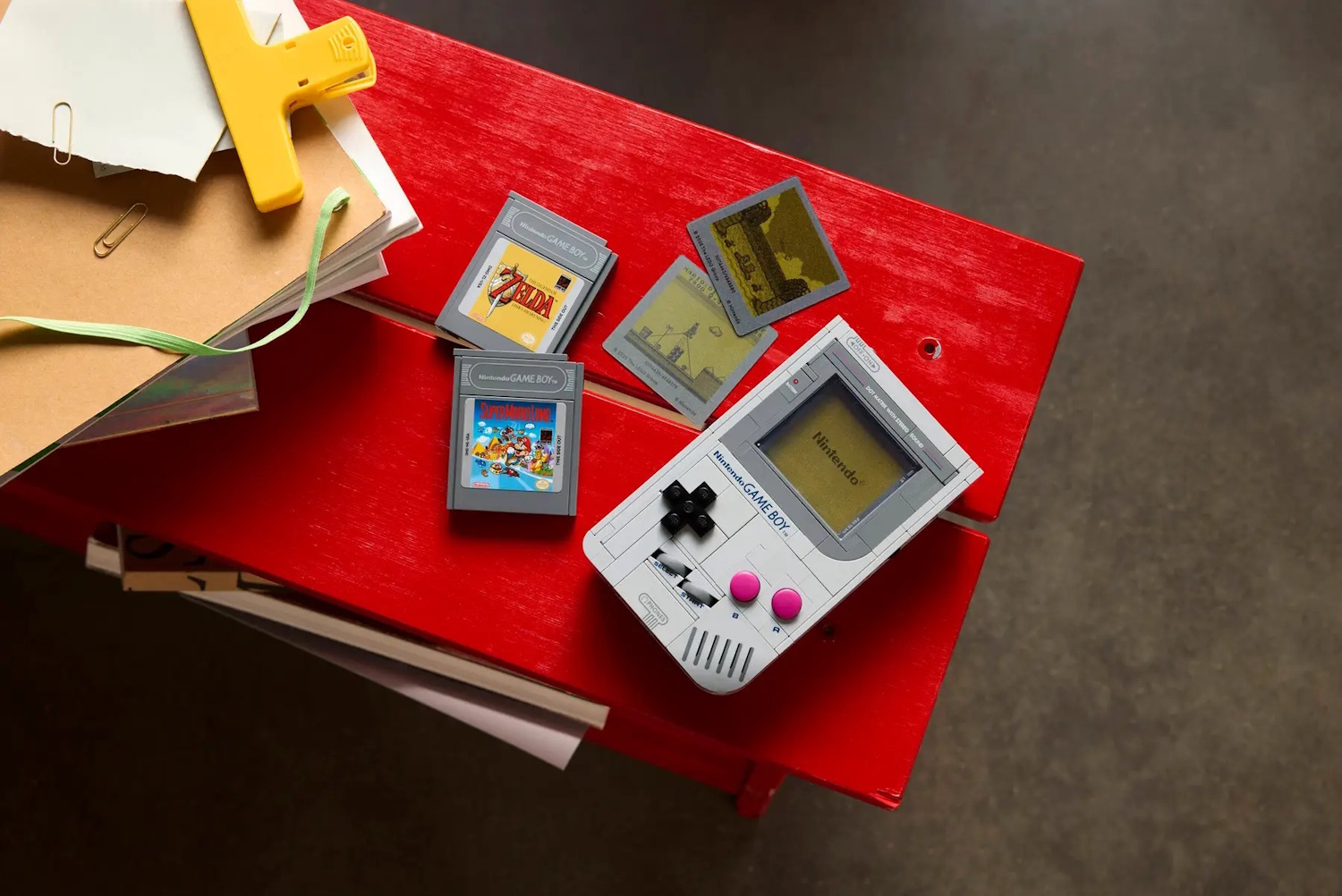 Un tuffo negli anni '90 con il Game Boy LEGO da collezione: preordini aperti 9