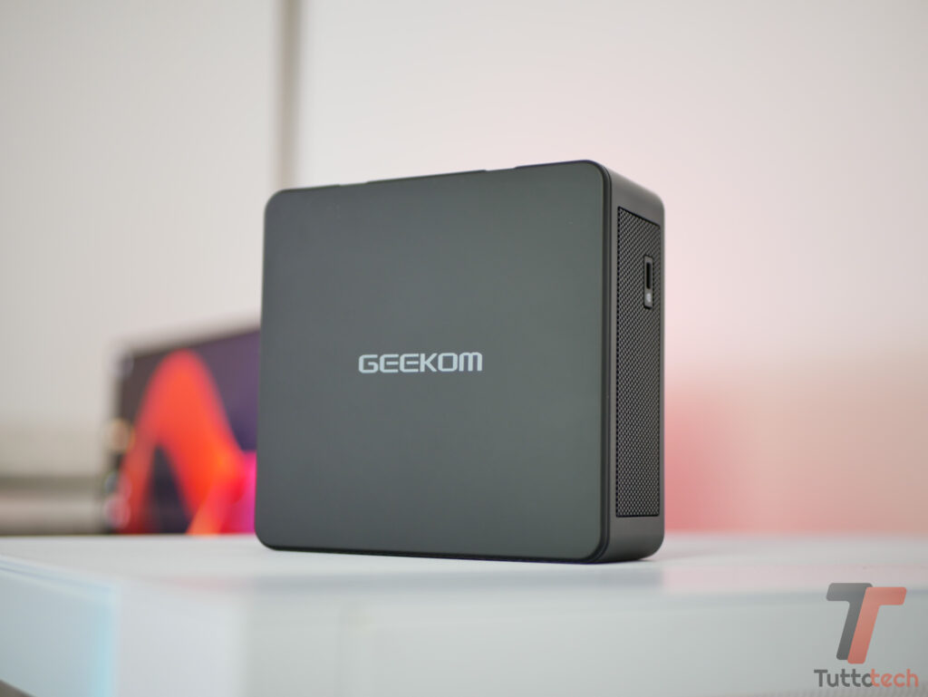 Super offerta di anniversario per GEEKOM IT15, il mini PC ad alte prestazioni 1