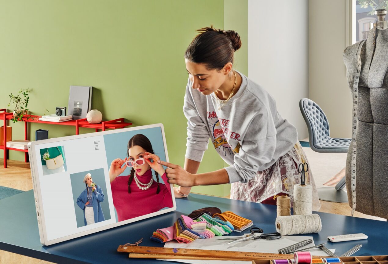 Lo schermo smart LG StanbyME 2 diventa davvero portatile e più versatile