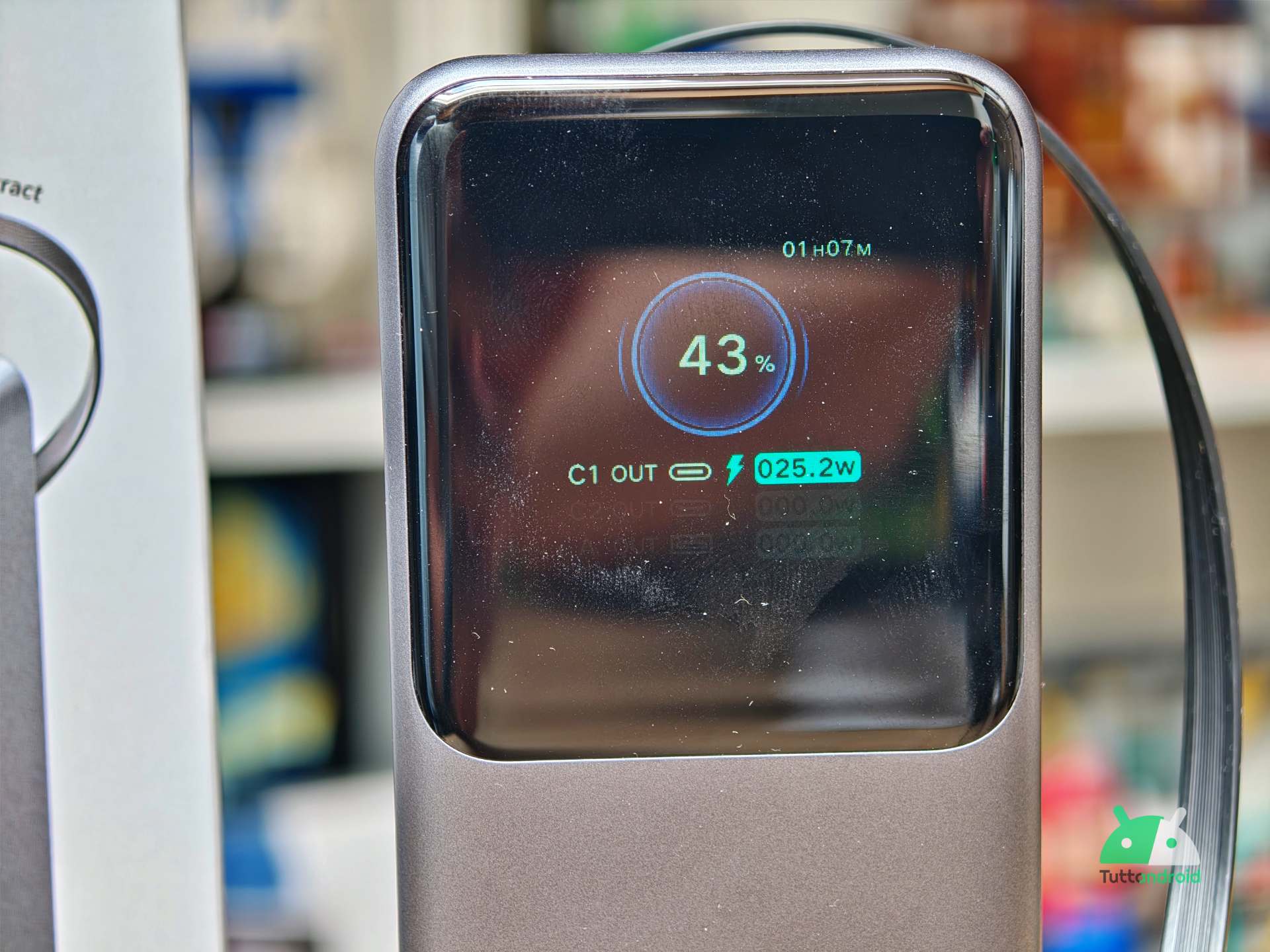 La nostra prova della serie UGREEN Nexode Retrattile (è stato amore a prima vista) 8