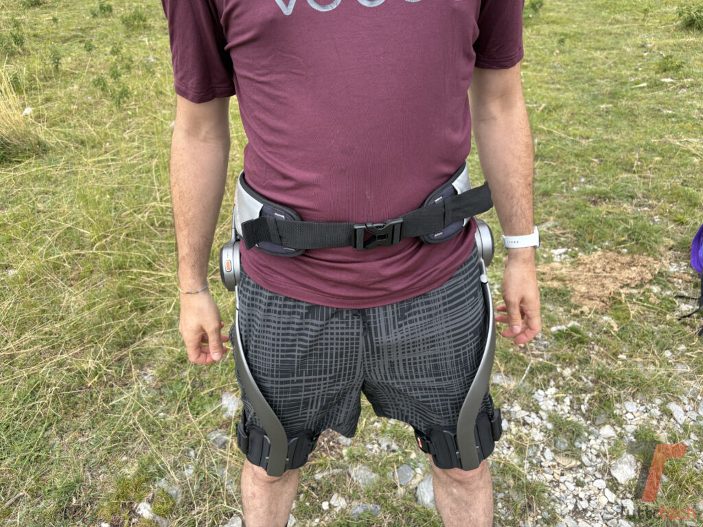 Abbiamo provato Hypershell X Pro , l'esoscheletro virale sui social, ecco come è andata 14