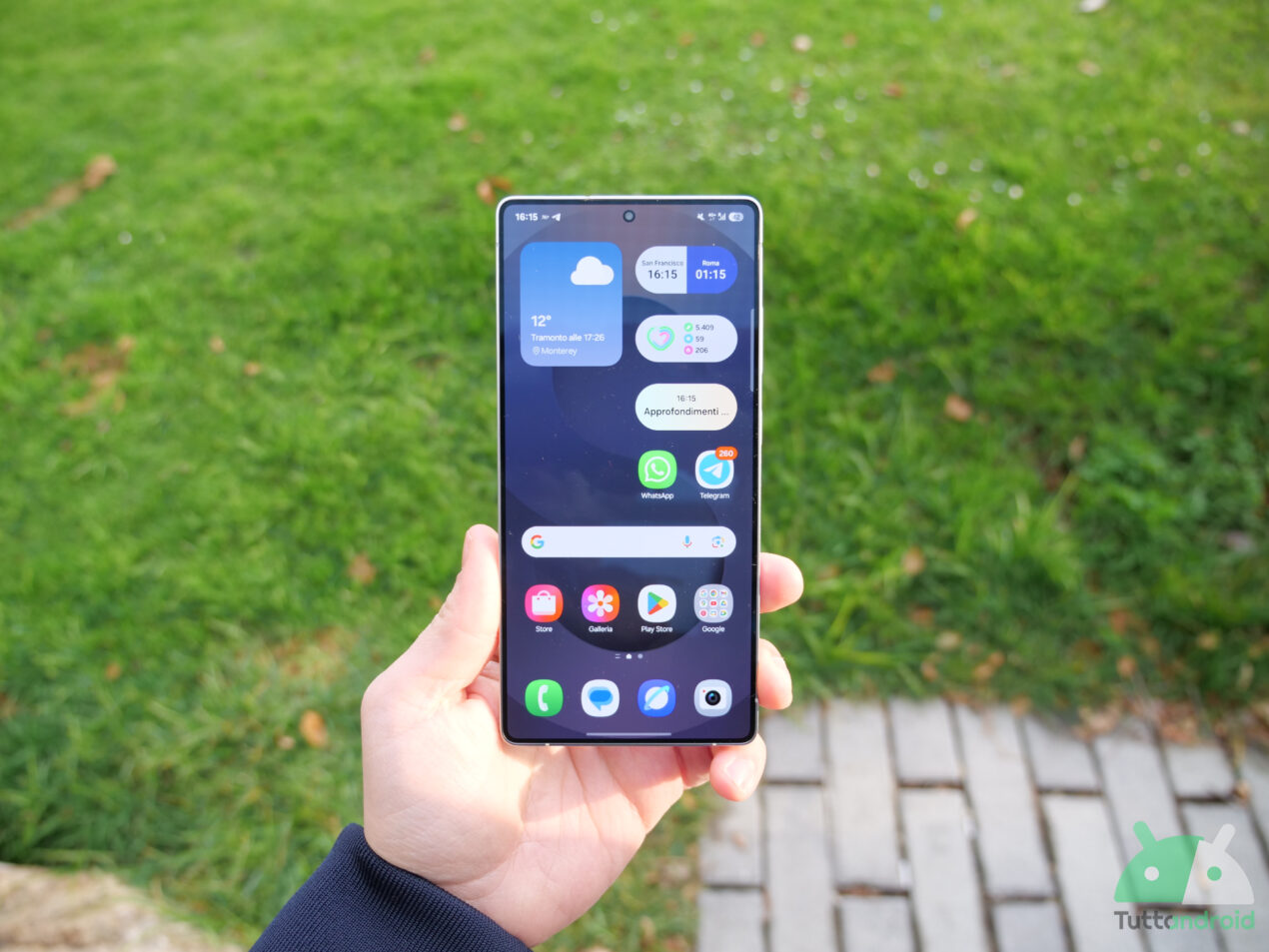 Samsung Auto DeX è l’alternativa ad Android Auto che funziona anche senza un’auto