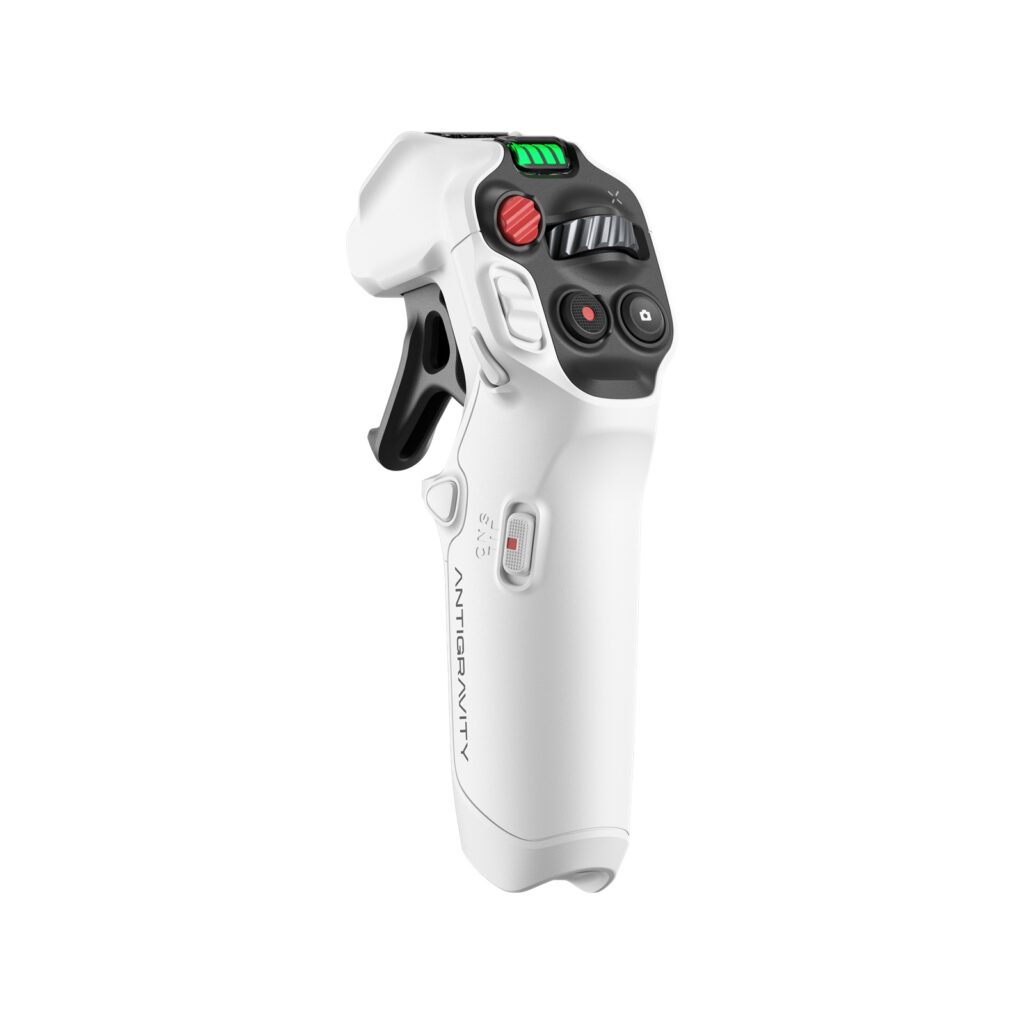 Antigravity non perde tempo e lancia il primo drone che fa riprese a 360 gradi in 8K 15