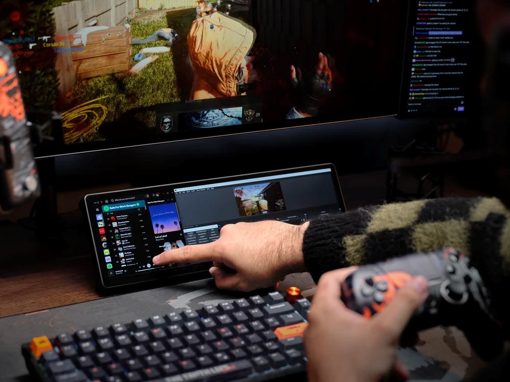 Corsair XENEON EDGE 2