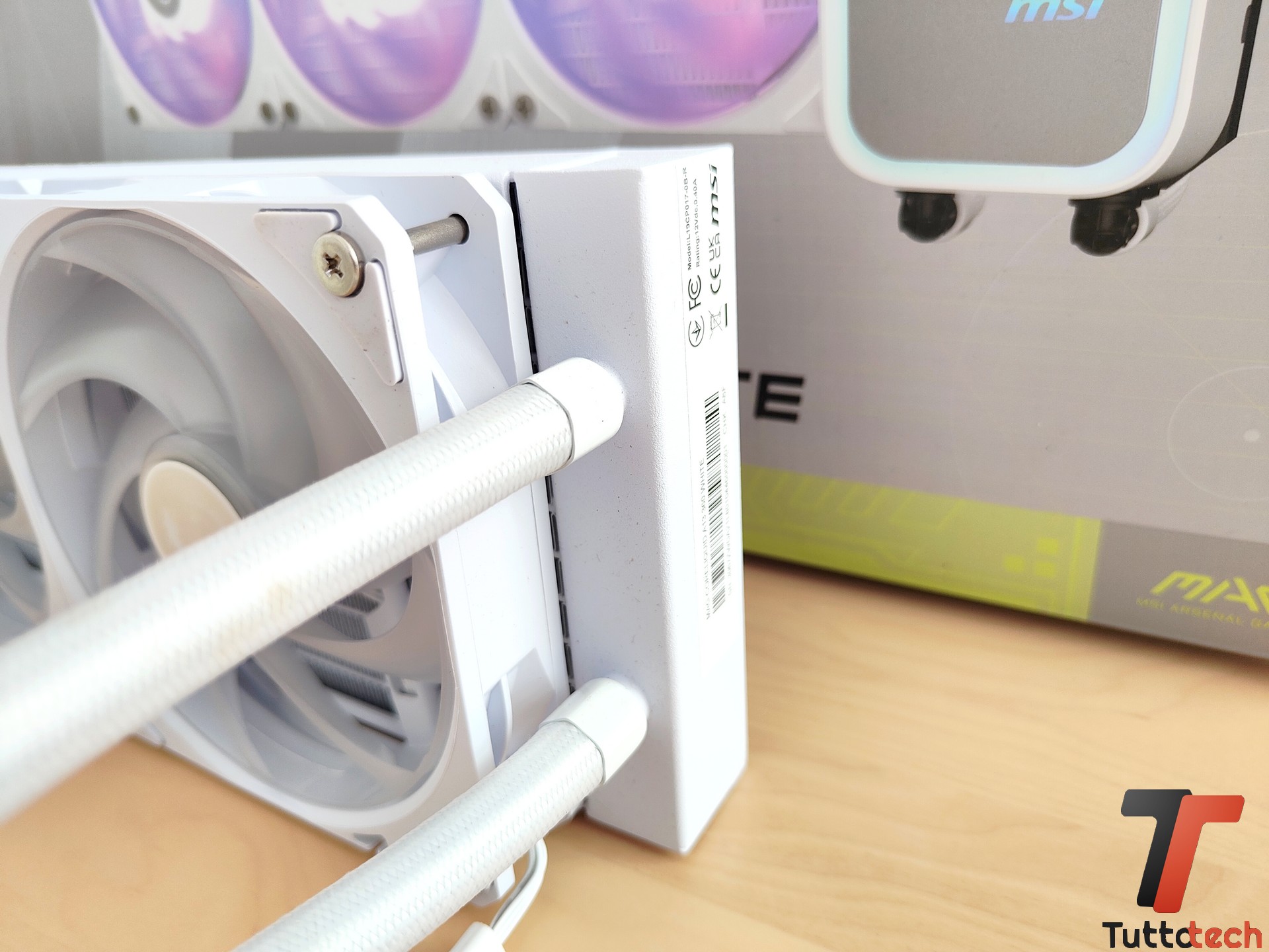 Recensione MSI MAG CORELIQUID A13 360: dissipatore AiO competitivo dal design minimalista 11