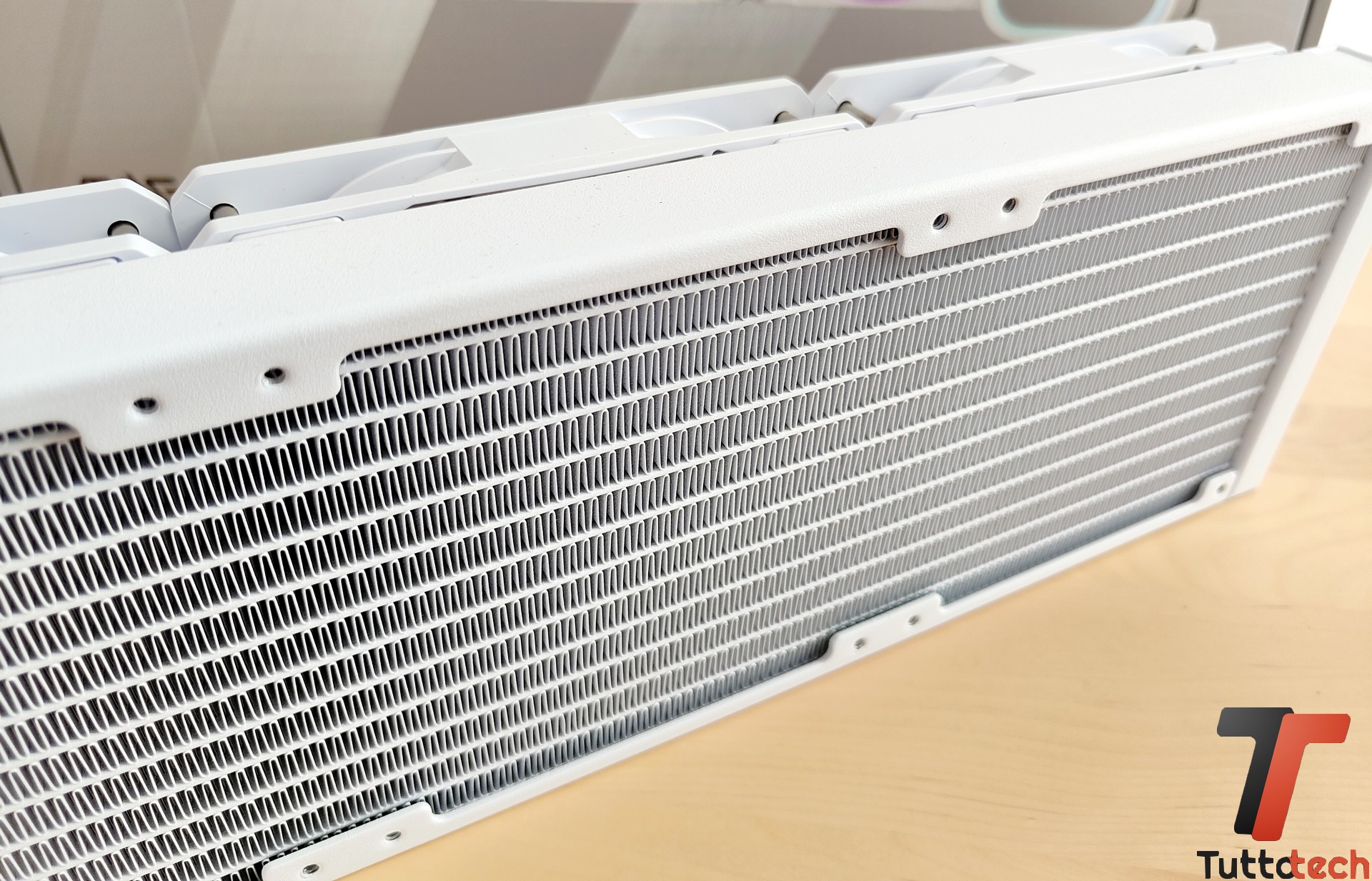 Recensione MSI MAG CORELIQUID A13 360: dissipatore AiO competitivo dal design minimalista 12