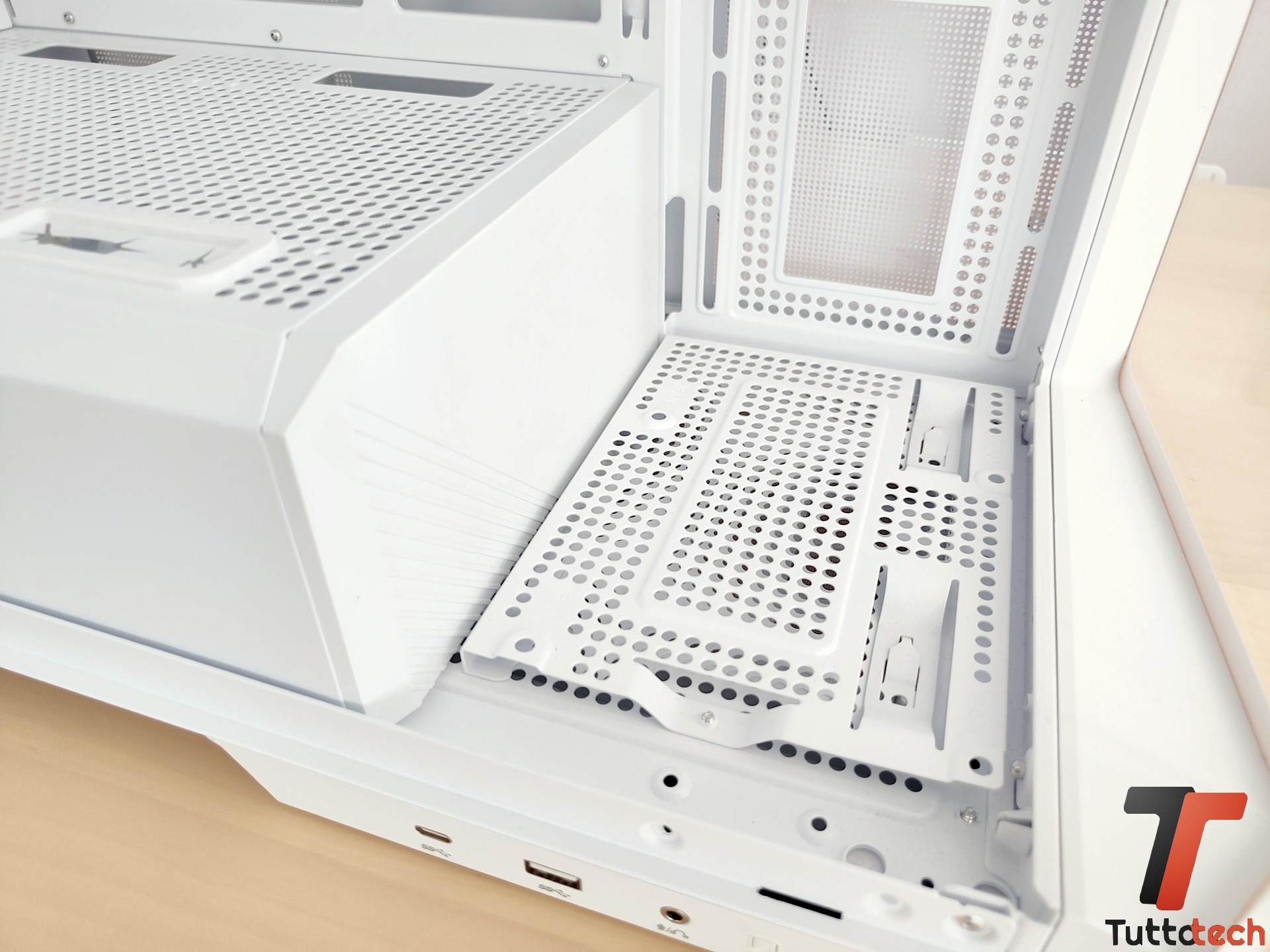 MSI MAG PANO M100 PZ 5