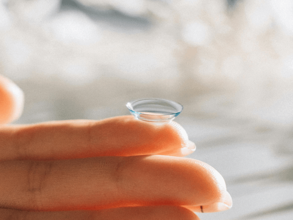 Lenti a contatto OLED