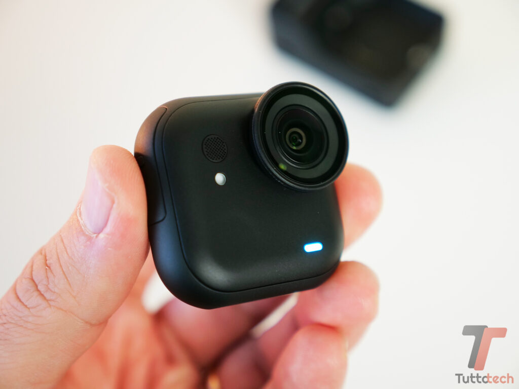 Insta360 GO Ultra 