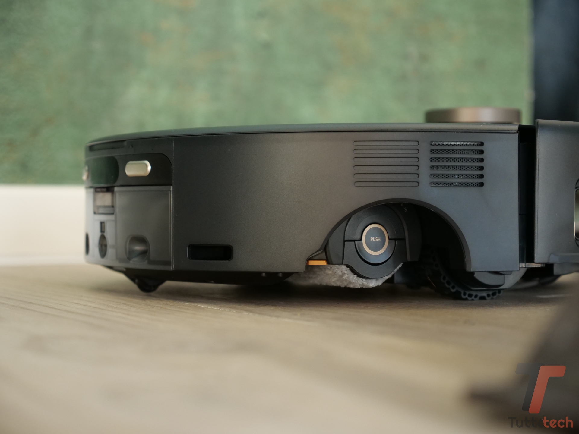 Recensione MOVA Z60 Ultra Roller Complete: tappeti asciutti, bordi puliti e base completa 16