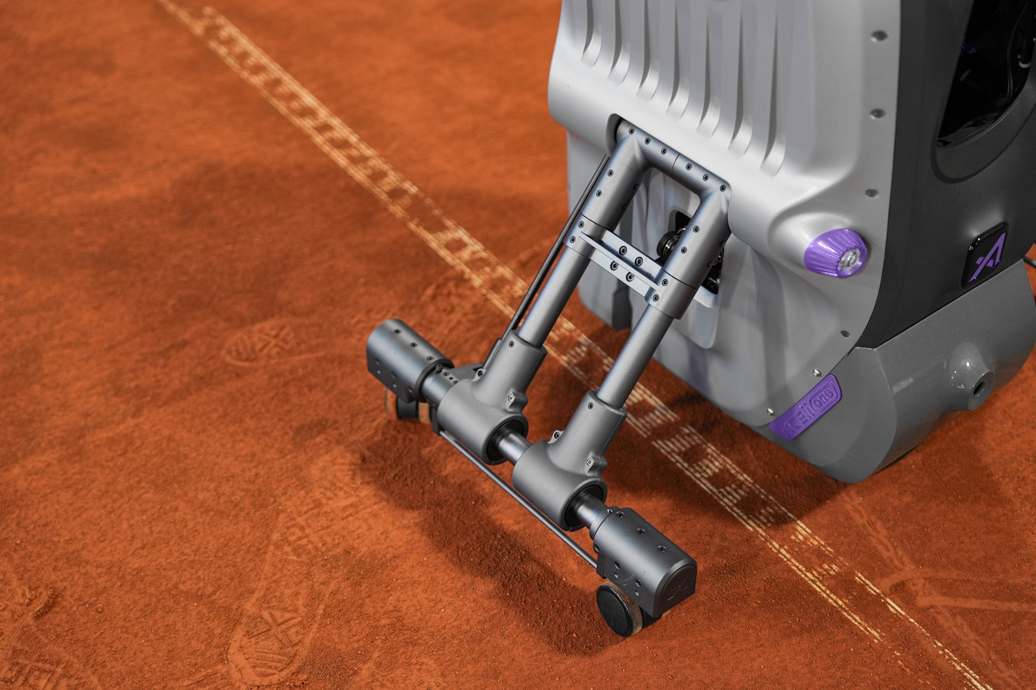 Aceii One è il nuovo migliore amico dei tennisti: il robot polverizza l'obiettivo su Kickstarter 11