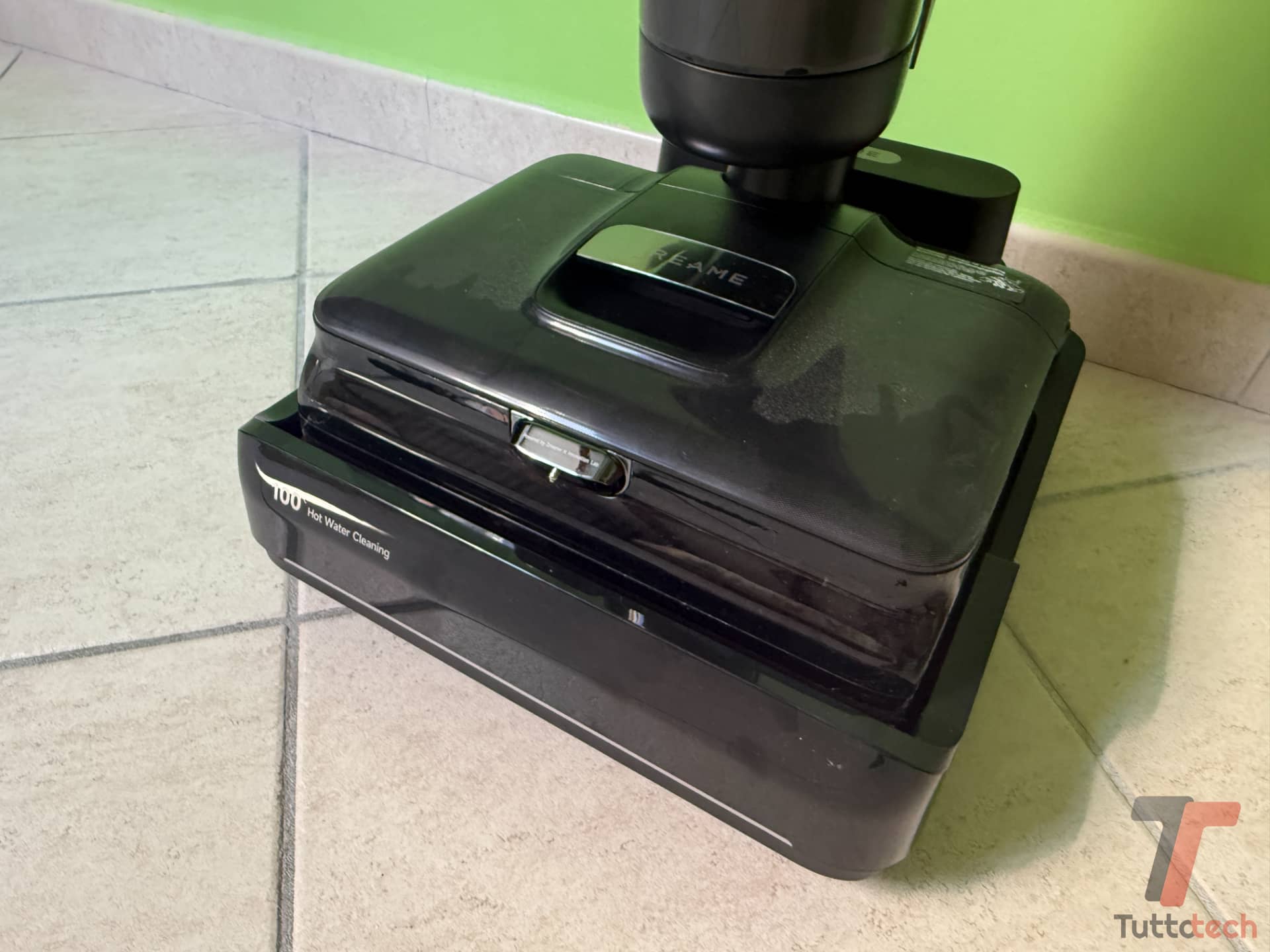 Recensione Dreame H15 Pro FoamWash: schiuma mirata, base a 100° e bordi perfetti 9