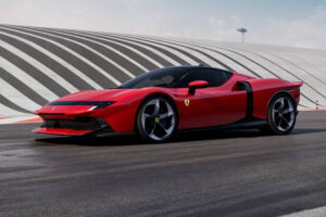 Ferrari 849 Testarossa: il ritorno di un’icona in chiave elettrica con 1.050 CV ibridi plug-in 1