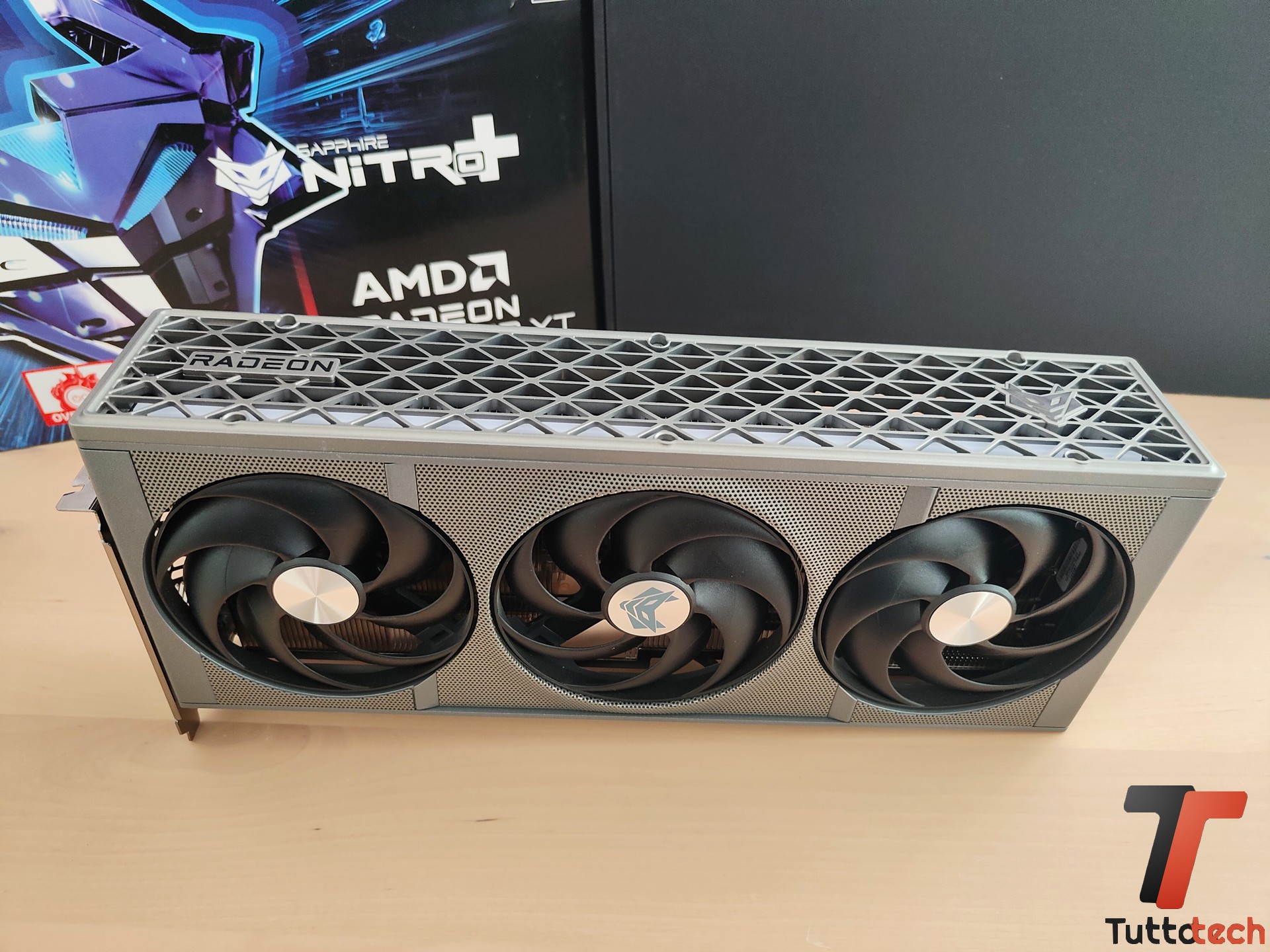 Sapphire NITRO+ Radeon RX 9070 XT OC 5