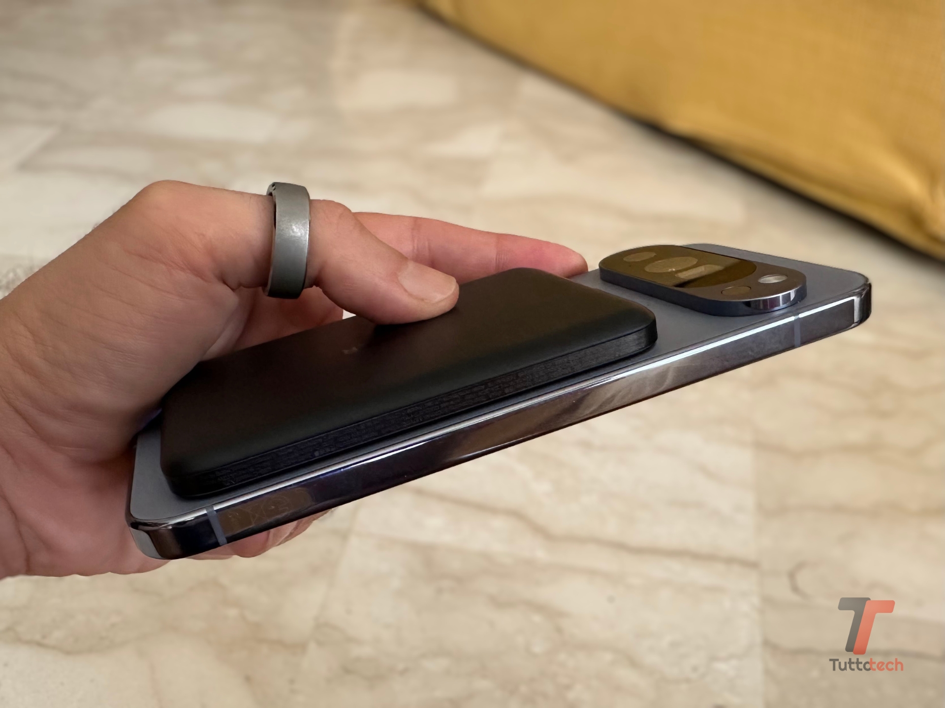 Recensione Anker Nano Power Bank A1665 spessore