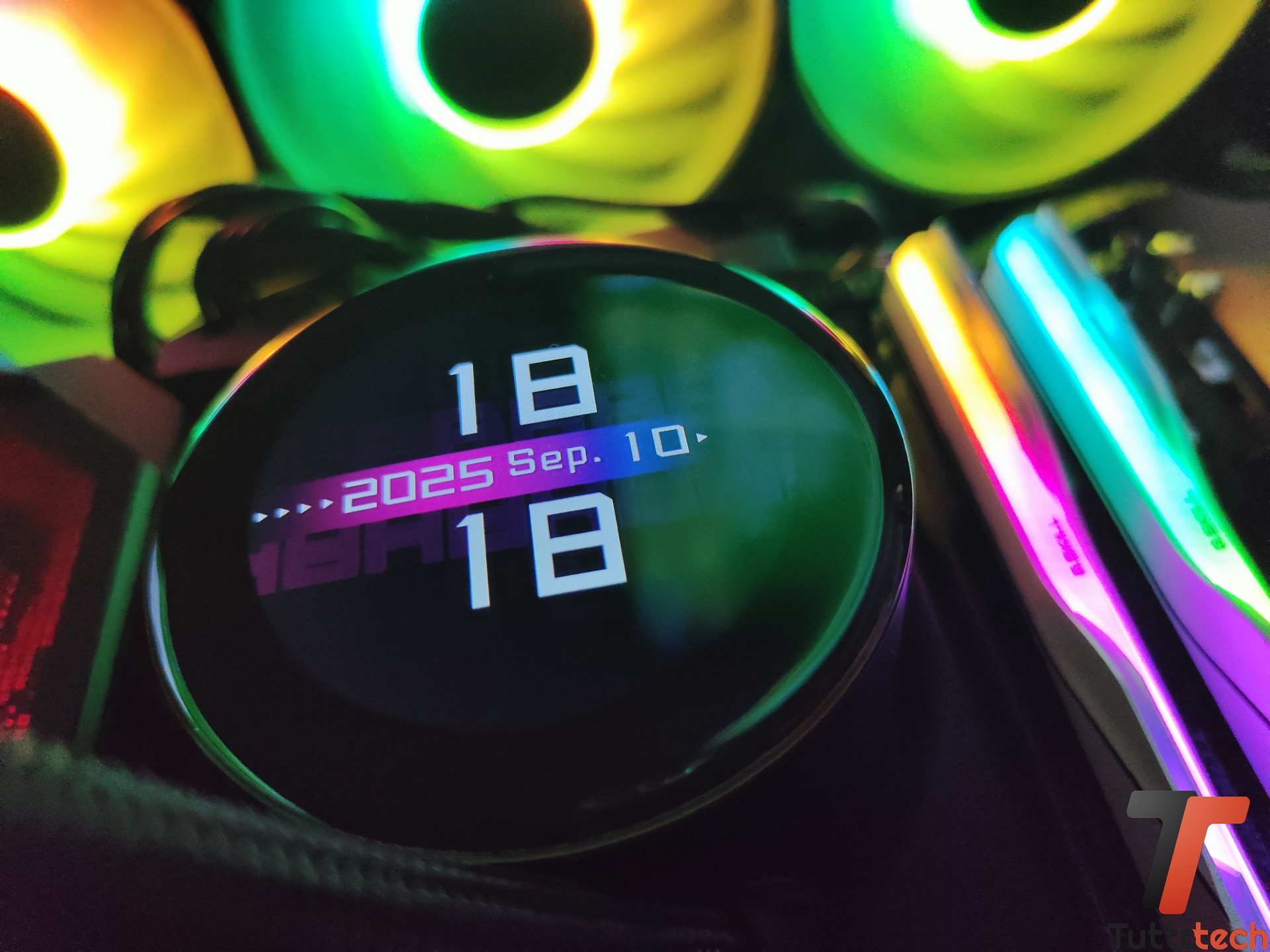 MSI MPG CORELIQUID P13 19