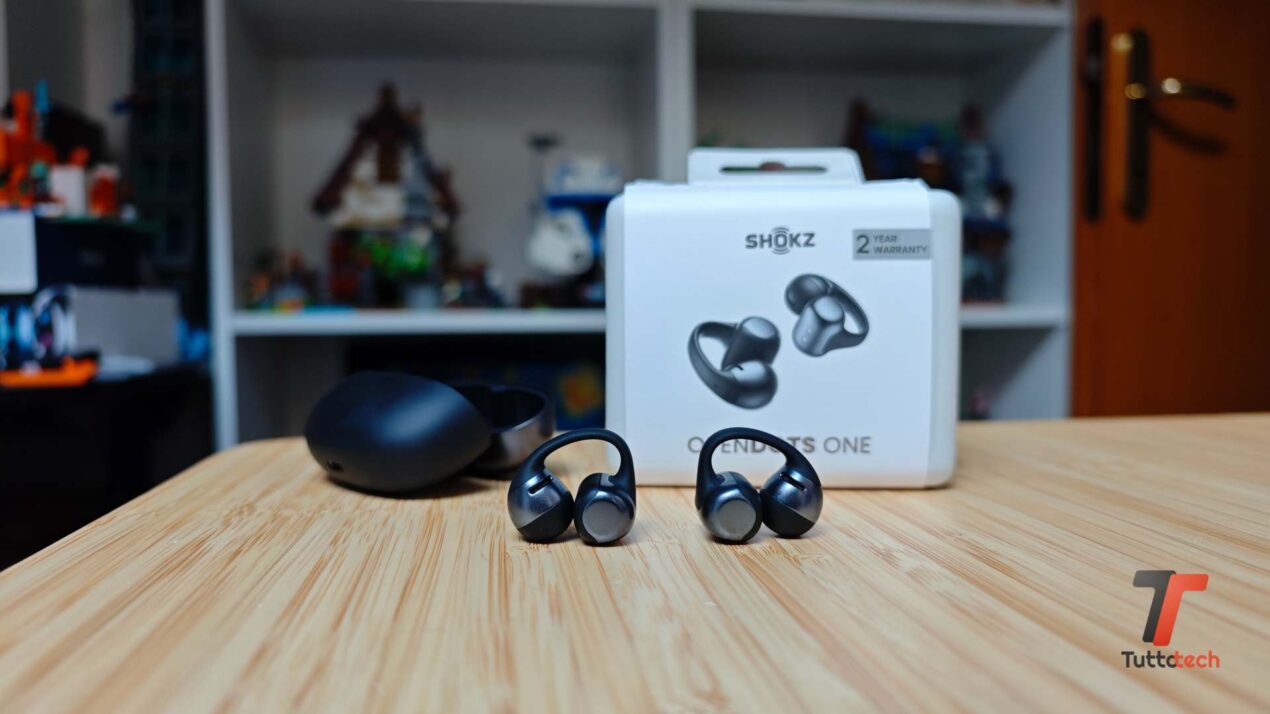Recensione Shokz OpenDots ONE, spettacolari per lo sport e in ogni situazione